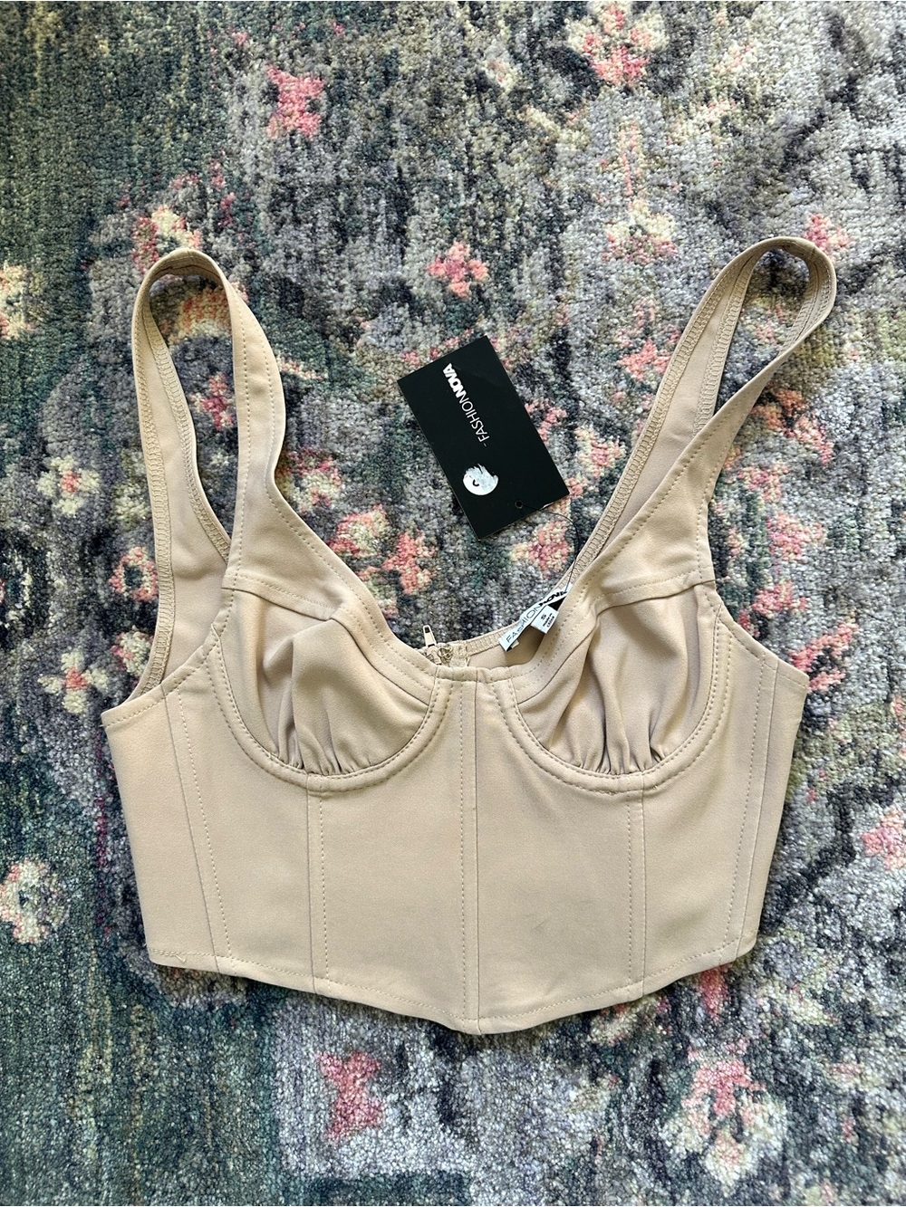 Fashion Nova NWT Beige Longline Underwire Corset Crop Top Size Small Luxury Chic